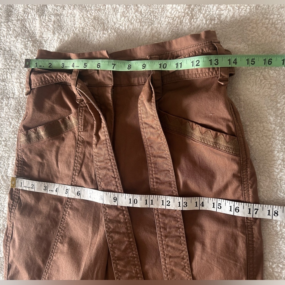 Anthropologie Ellie Utility Trousers
Pants Women's size 0 Brown
Embroidered Belt - Picture 8 of 9